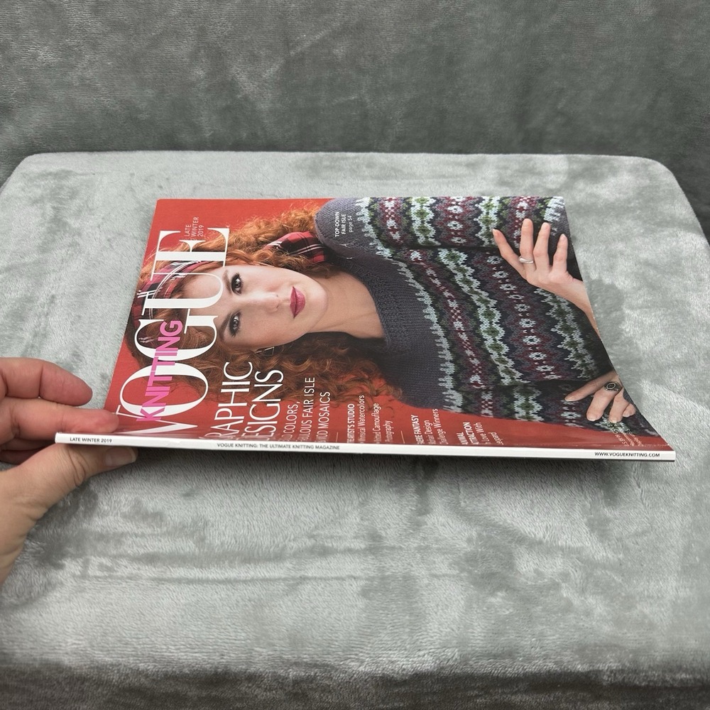Vogue Knitting Magazine Late Winter 2019 "Graphic Design" - Picture 3 of 4